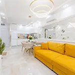 Widok Na Morze Golden By Perlowa Przystan Rent 아파트 시아노제티